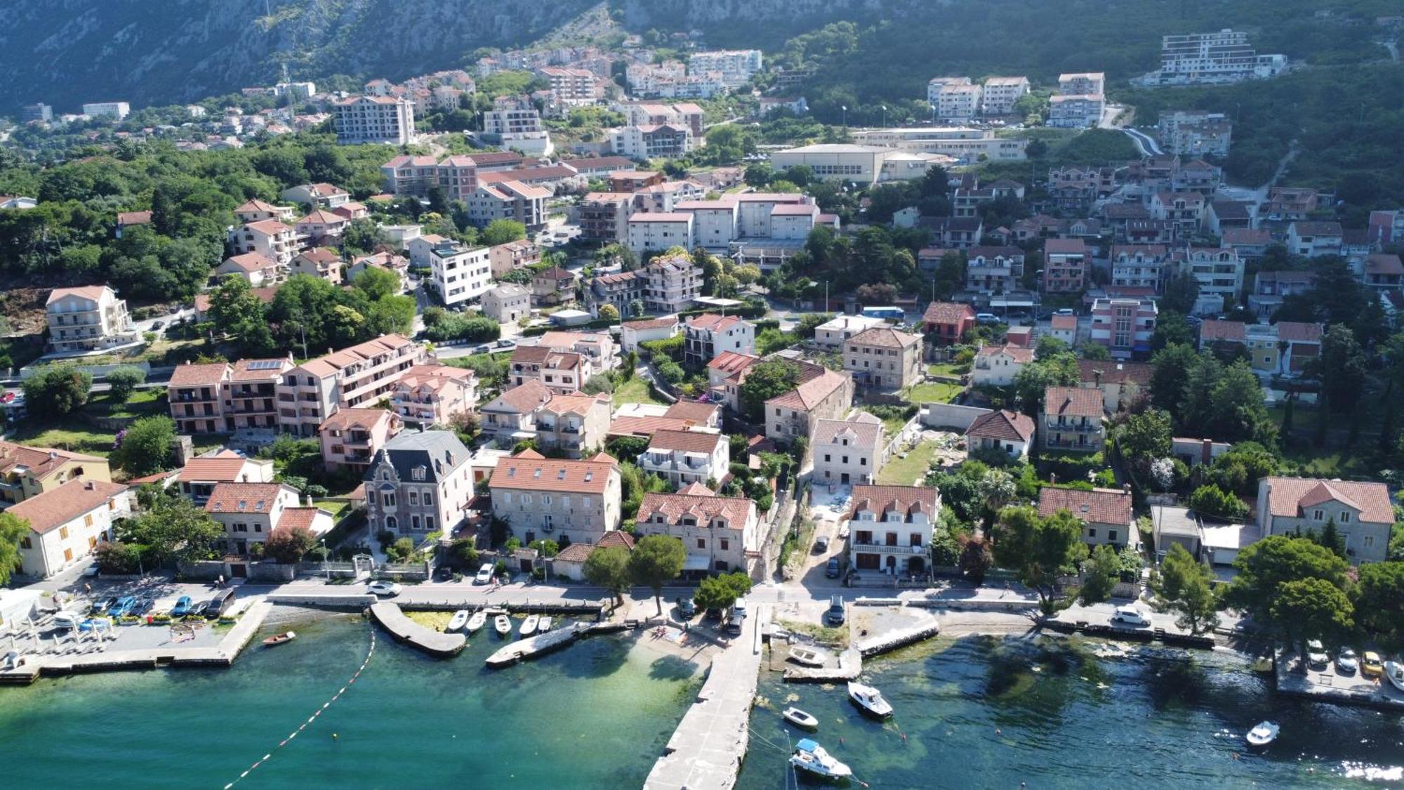 Rooms & Apartments Vukasovic Kotor Eksteriør bilde