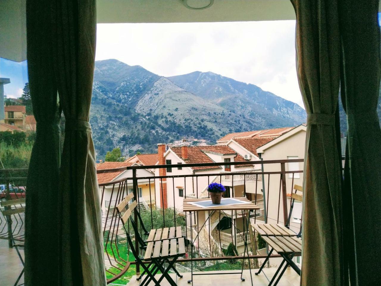 Rooms & Apartments Vukasovic Kotor Eksteriør bilde
