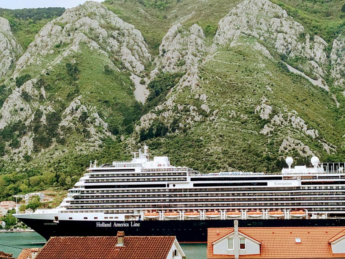 Rooms & Apartments Vukasovic Kotor Eksteriør bilde
